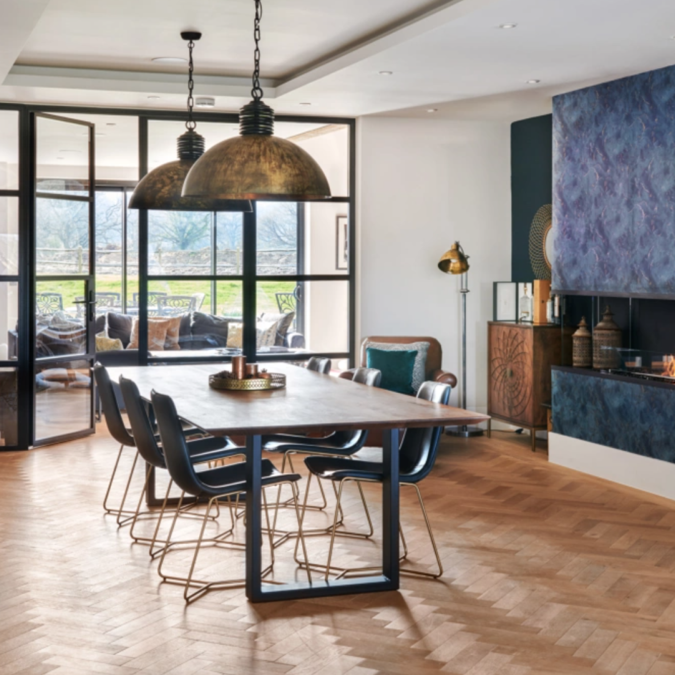 Fireplace in kitchen 