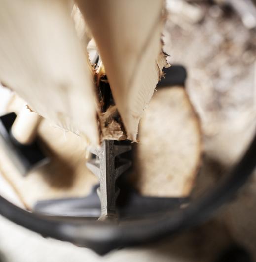 Kindling Cracker